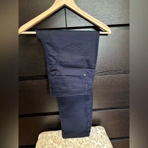 NATALIE, RW&Co - Navy Blue High-Rise Capri Jegging